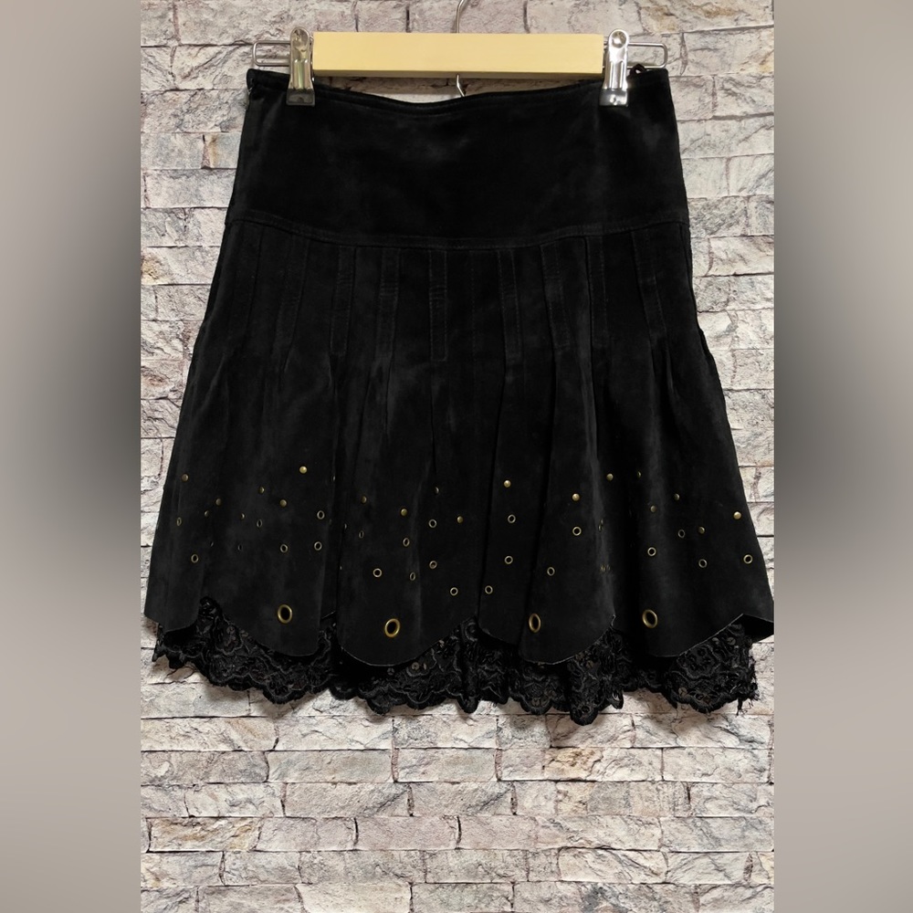 cipres Black skirt with embellishments and lace